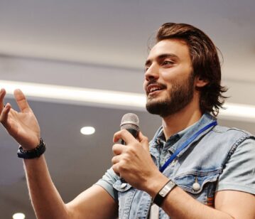 Public Speaking Skills in the Workplace: Master This Crucial Skill in 2025